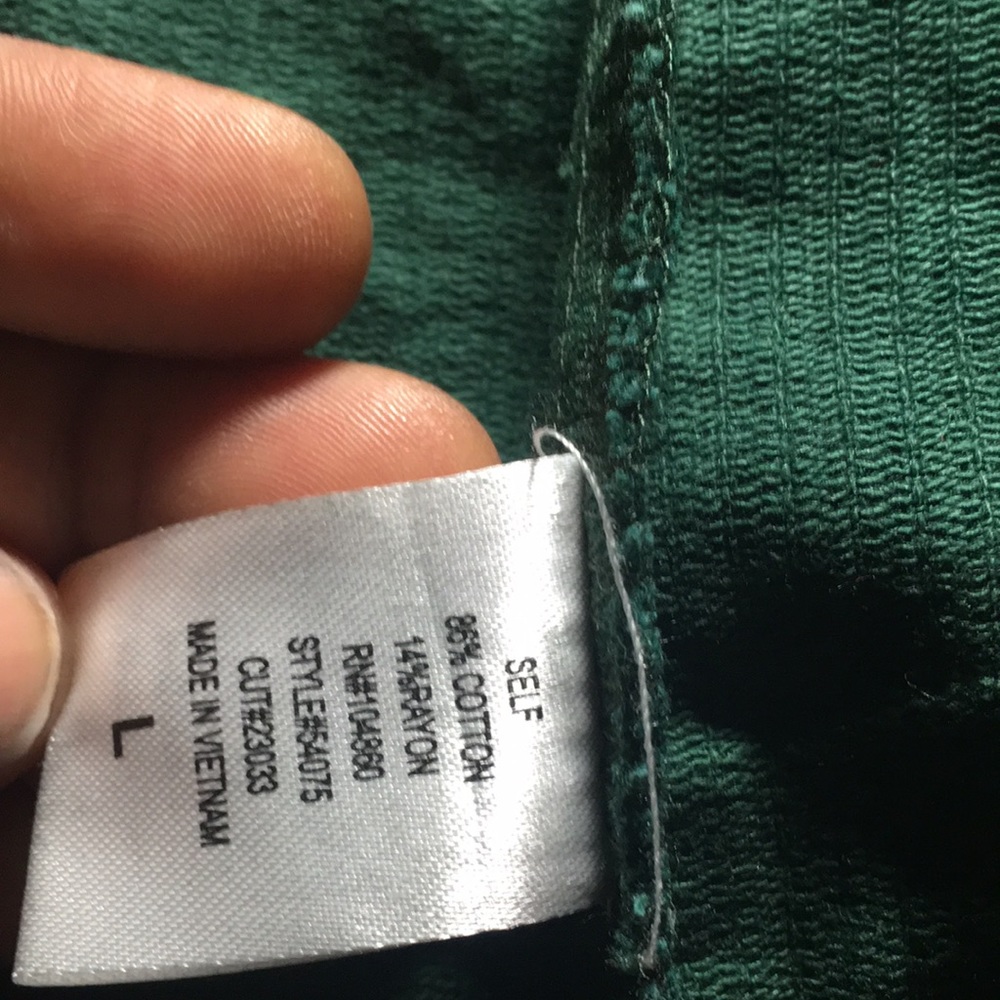Green skirt - Picture 6 of 6